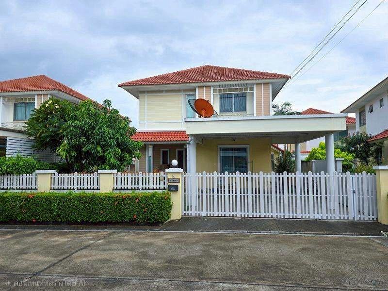 ให้เช่า บ้านเดี่ยว 2 ชั้น หมู่บ้าน เฮ้าส์ ออฟ เดอะ คานารี่ – สวนเสือศรีราชา บ้านสวย เฟอร์นิเจอร์บิ้วอิน พร้อมเครื่องใช้ไฟฟ้าครบ จอดรถได้ 2 คัน พร้อมเข 1