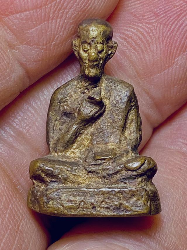 รูปหล่อพระพุทธกวัก เก่า