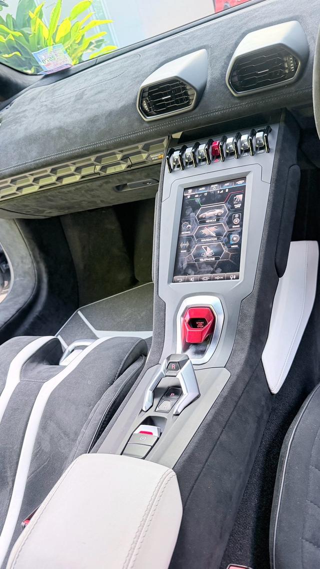 Lamborghini huracan STO รูปที่ 10
