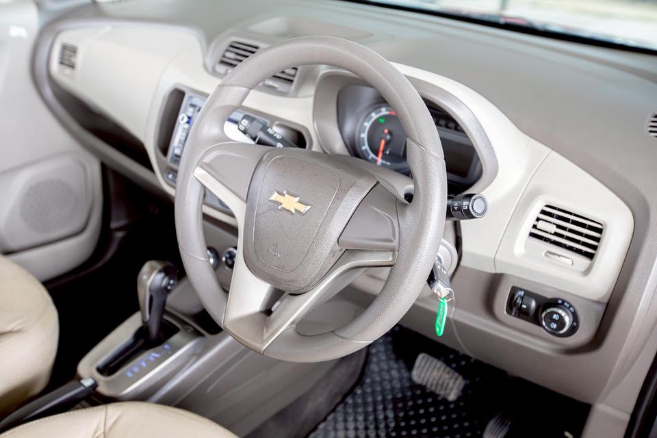 Chevrolet Spin 1.5 LTZ สีดำ ปี 2013 เกียร์ออโต้ 7 ที่นั่ง สภาพดี 16
