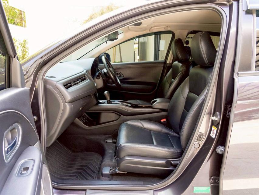 Honda HR-V 1.8 EL ปีจด 2015 12