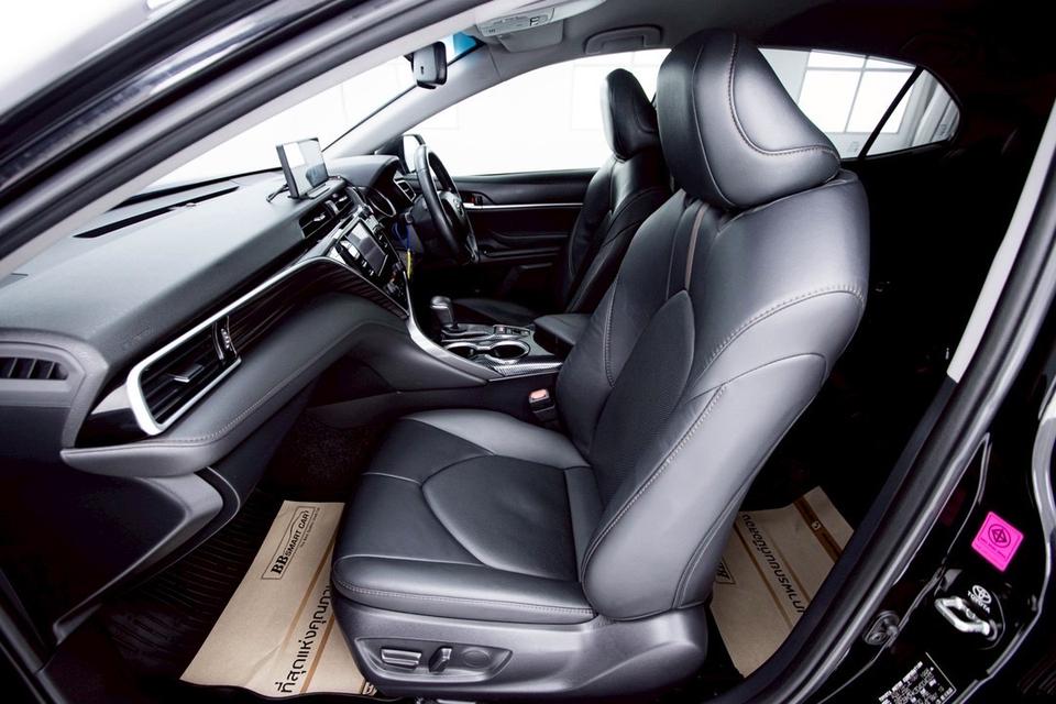 รหัสรถ  1E018 CAMRY 2.0G 2019 3