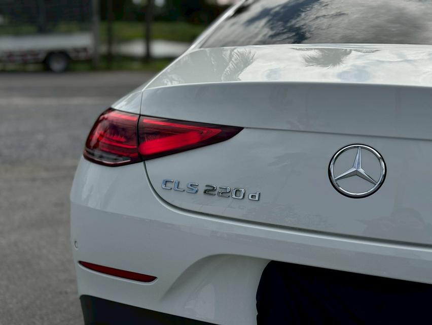 Mercedes Benz CLS220d AMGปี 2022 ไมล์ 8