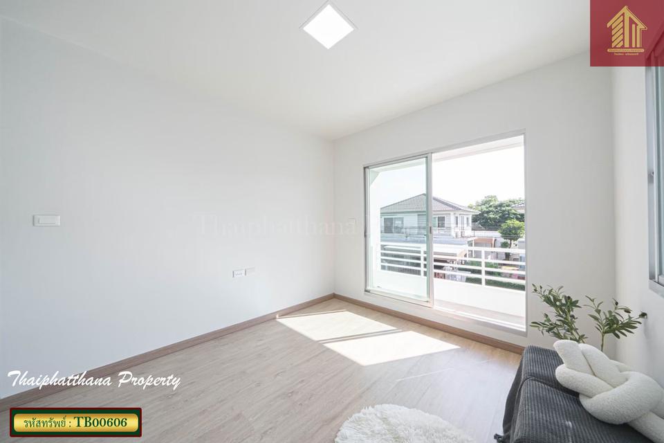 สีวลี รามคำแหง-วงแหวน 10