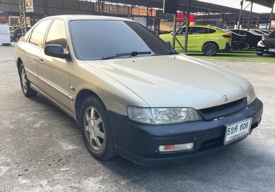 Honda Accord 2.0 ปี 1994 รถเก๋งมือสอง ราคาดีมาก