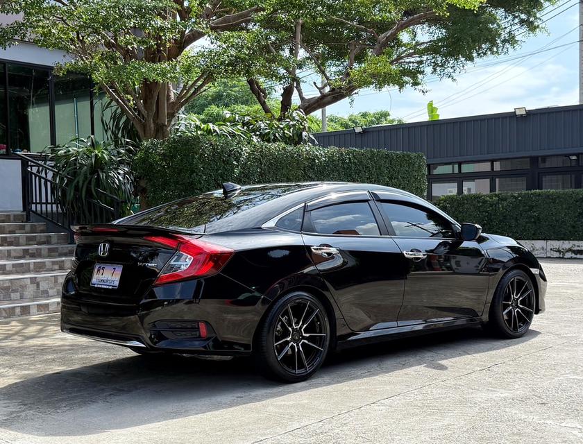 2021 HONDA CIVIC FC 1.8 EL MC รถมือเดียวออกป้ายแดง สภาพป้ายแดง รถวิ่งน้อยเพียง 7X,XXX กม รถไม่เคยมีอุบัติเหตุครับ 3