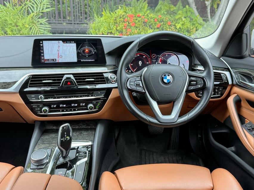 BMW 520d Sport (G30) ปี 2018 รูปที่ 19