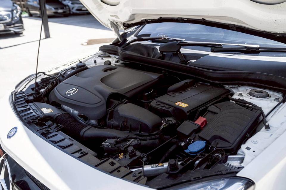 (แจ้งรหัสรถ 67GG2010) Mercedes Benz GLA200 ปี 2016 รูปที่ 9