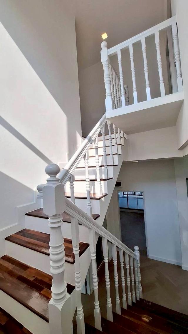 หมู่บ้านกาญจนลักษณ์3  ติดถนนกาญจนาภิเษก 13