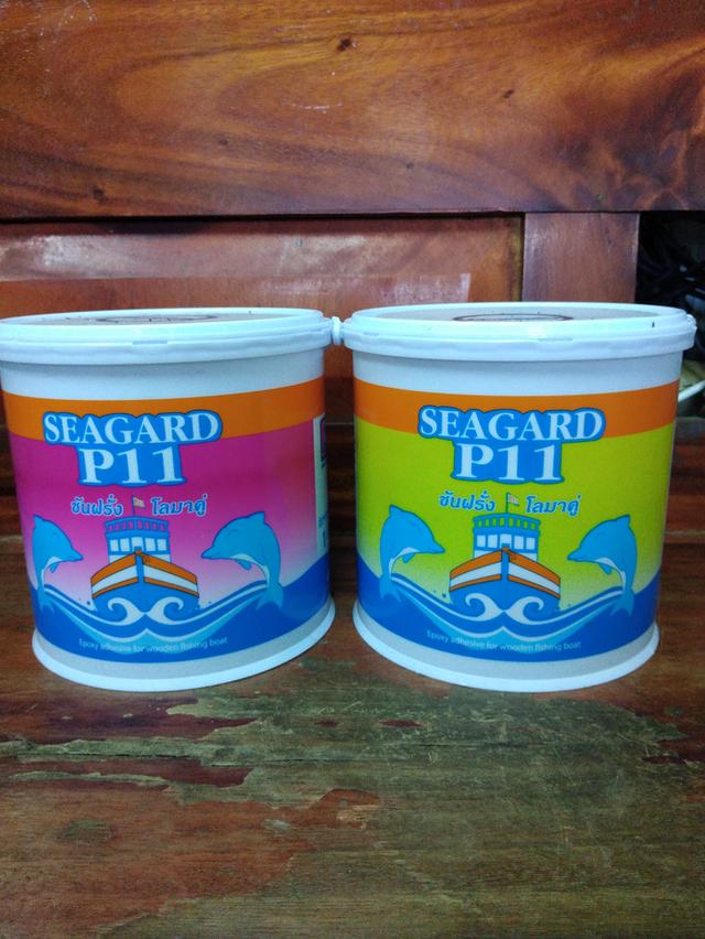 กาว​ กาวชัน​สีขาว​ 9กก.อุด​รอย​รั่ว​กันน้ำ​ใช้กับเรือ​งานซ่อมแซมหลังคากำแพงผนัง