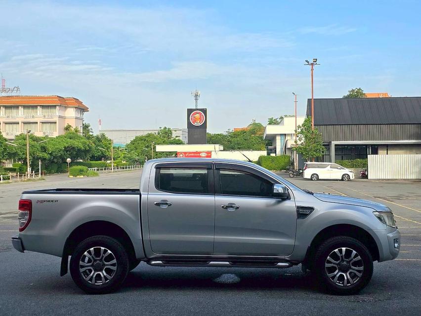 Ford Ranger Hi-Rider Double Cab 2.2 XLT เกียร์ Auto สีเทา ปี 2013 9