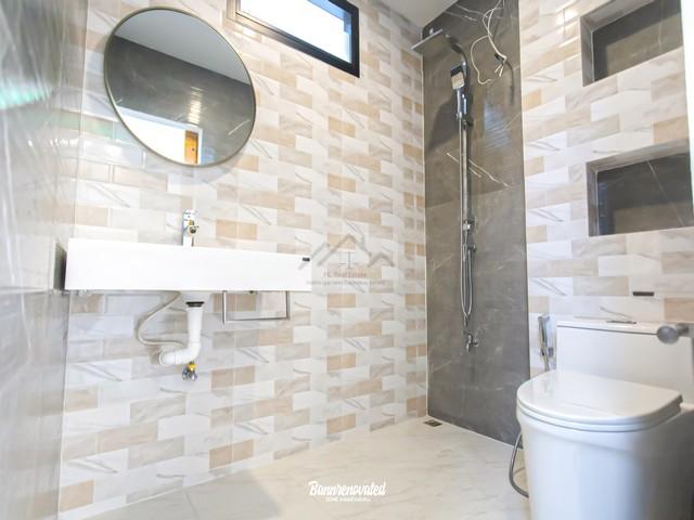 ขายโฮมออฟฟิศ 4 ชั้น 800 ตรม. 7 ห้องนอน ซอย 20 มิถุนา รีโนเวทใหม่ ใจกลางห้วยขวาง สุทธิสาร ห้วยขวาง ใกล้ MRT สุทธิสาร 7