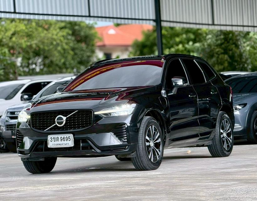 VOLVO XC60 2.0 RECHARGE T8 R-DESIGN AWD ปี 2022 โฉม ปี14-ปัจจุบัน สีดำ
