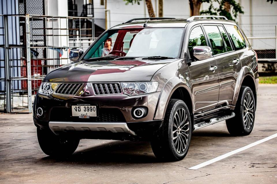 MITSUBISHI PAJERO Sport 3.0 V6 ปี 2012 เกียร์ออโต้ ท๊อปสุด เครื่องยนต์เบนซิน