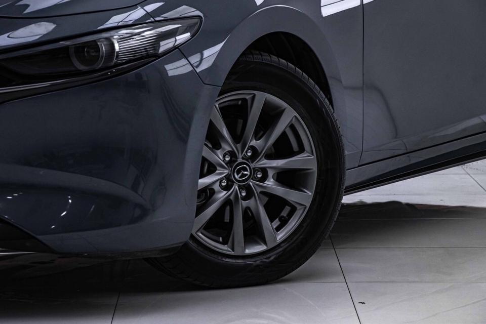 รหัสรถ  1C517 MAZDA3 2.0 C SPORT 2023 5