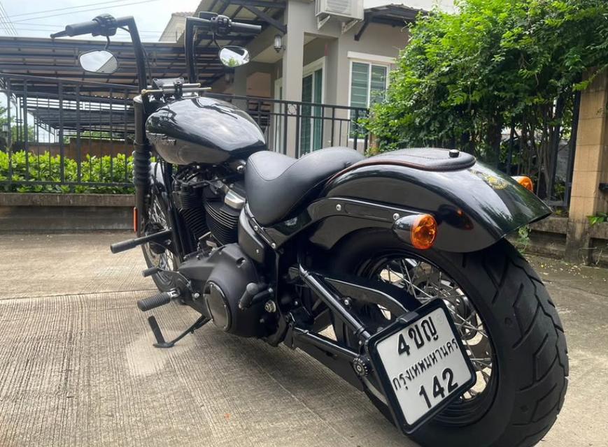 Harley Davidson Street Bob สีดำสวยมาก 5