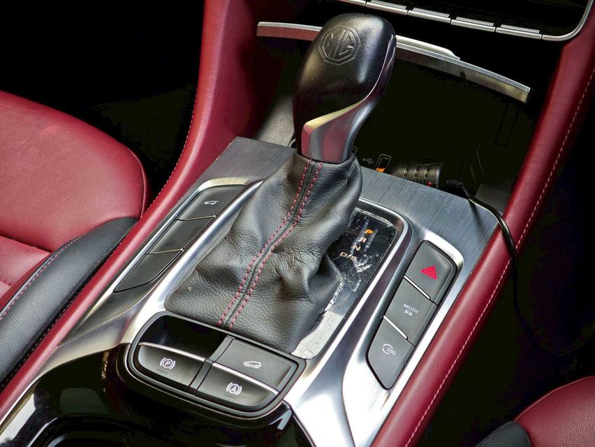 MG HS 1.5 Turbo X 2WD 20