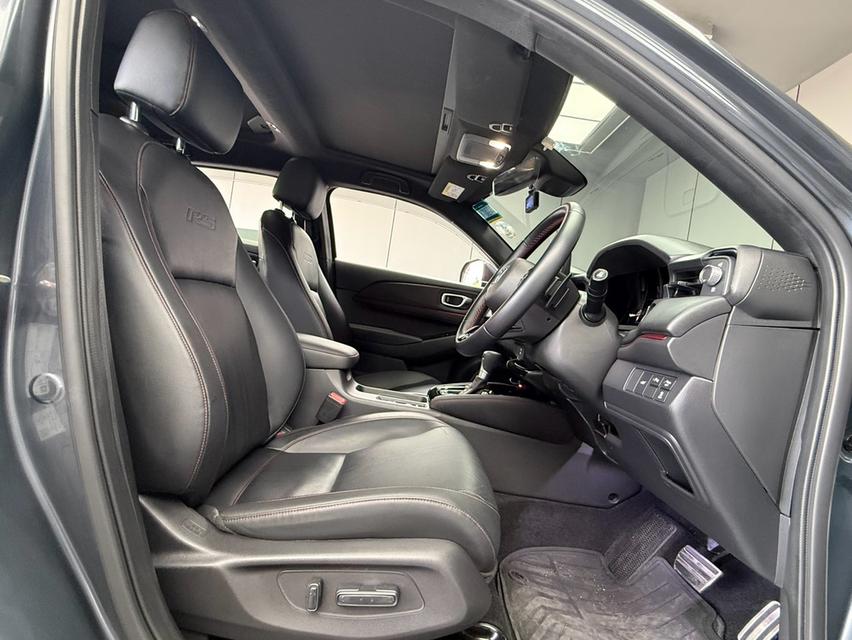 HONDA HRV, 1.5 RS eHEV โฉม ปี21-ปัจจุบัน HYBRID e:HEV RS TOPสุด หลังคา Panoramic Sunroof ปี2024👉ไมล์น้อย 9,080 โล เข้าศูนย์ตลอด มือเดียวป้ายแดง✅️✅ รูปที่ 14