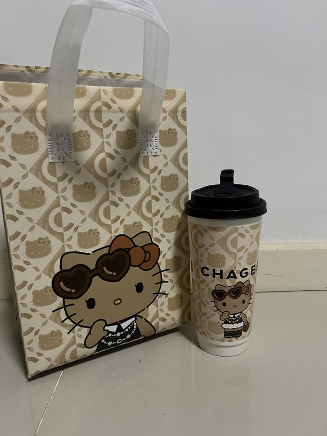 แก้วน้ำจากร้านชาChagee (เฉพาะแก้วไม่มีน้ำ)