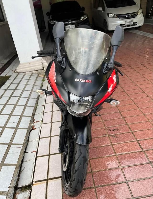 Suzuki GSX-150R 2017 2