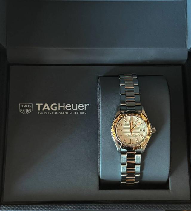 25.TAG Heuer Aquaracer ระบบ Quartz หน้าปัด 28 mm 18k Rose Gold Swiss Ladies Watch  พร้อมกล่องแท้+คู่มือ ใบรับประกัน 2