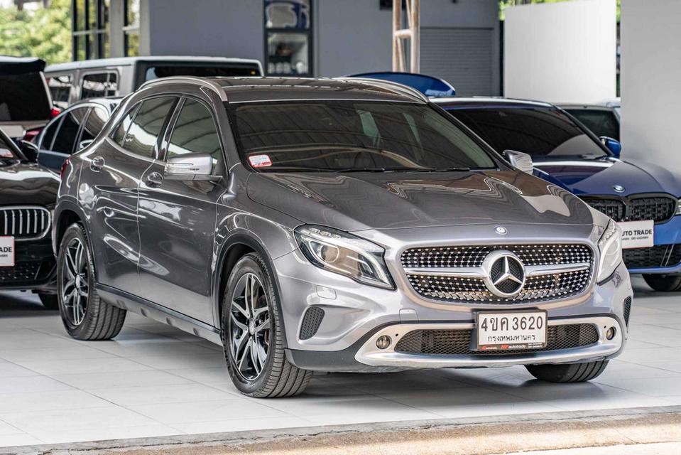 BENZ GLA200 URBAN 2014 รหัส NP3620