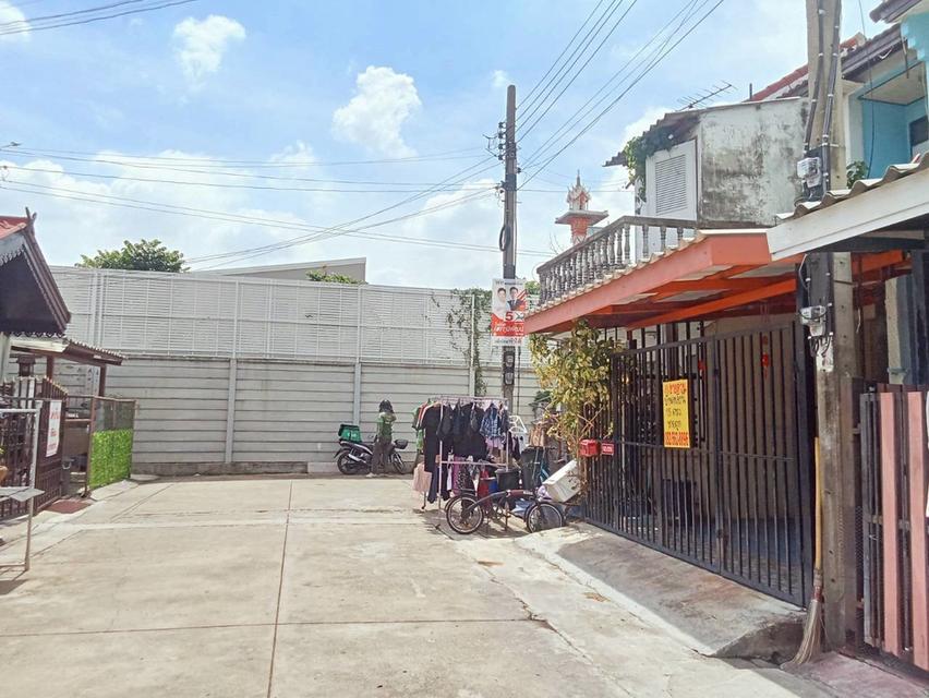 ขายบ้านทาวน์เฮ้าส์ 2 ชั้น หมู่บ้านสายทิพย์ สรงประภา18 3