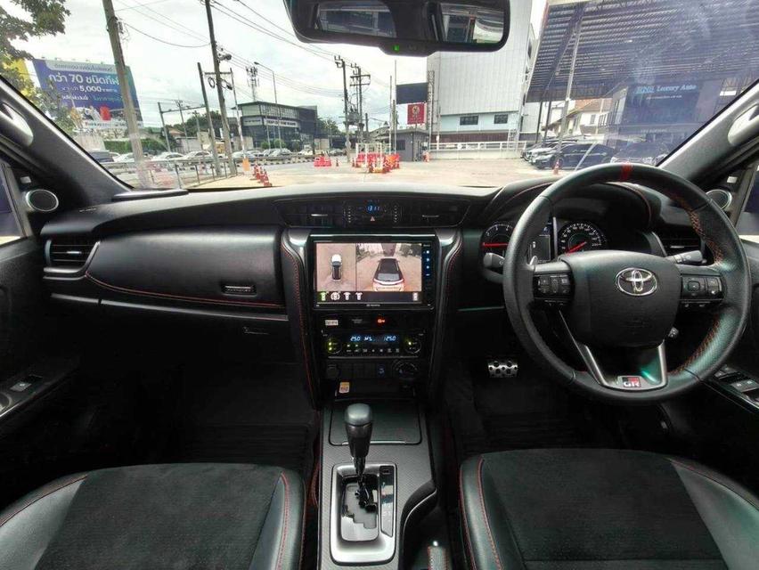 TOYOTA FORTUNER 2.8 GR SPORT BLACK TOP 4WD ปี 2023 รูปที่ 4
