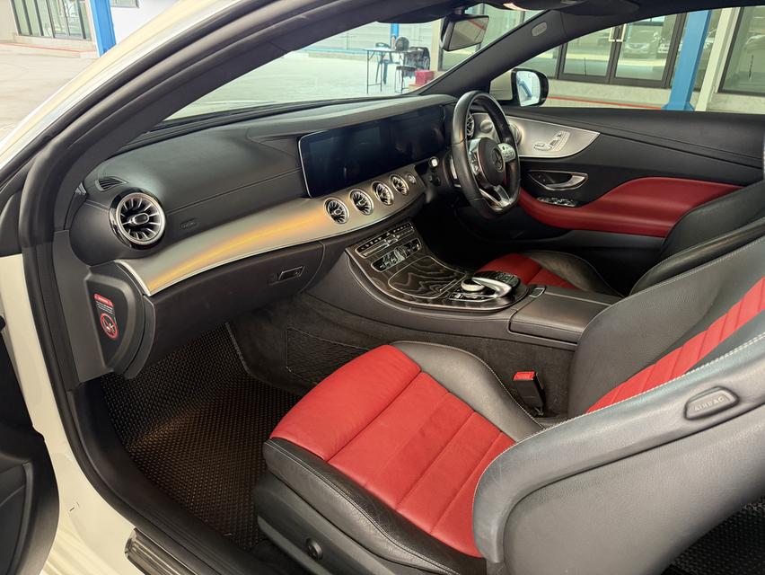 รถยนต์ BENZ E200 COUPE ปี 20 รูปที่ 12