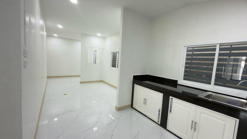 👨👩👧👦 บ้านรีโนเวทใหม่ทั้งหลัง พร้อมต้อนรับครอบครัวคุณ 🏠 หมู่บ้านเคหะธานี 4 ซ.16 ถ.ราษฎร์พัฒนา (ซอยมีสทีน) 9