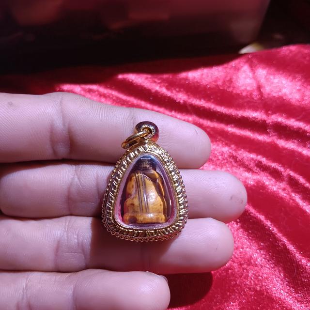 พระสังกัจจาย แกะจากงา มีรอยจาร