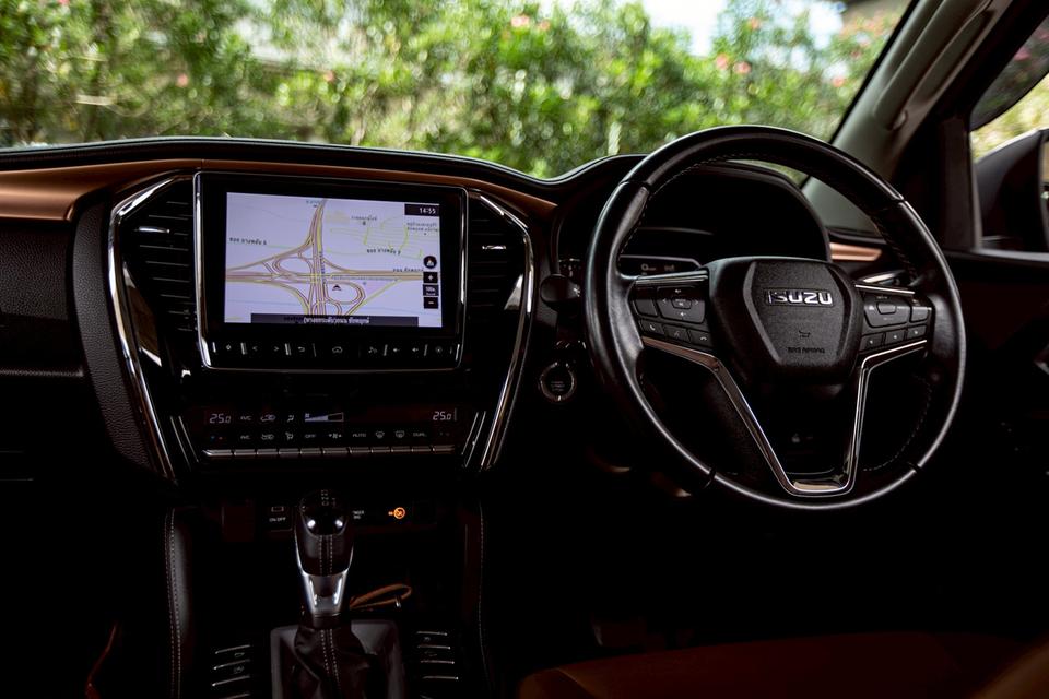 Isuzu Mu-X 3.0 ULTIMATE AT สีเทา ปี 2021 มือเดียวป้ายแดง 15