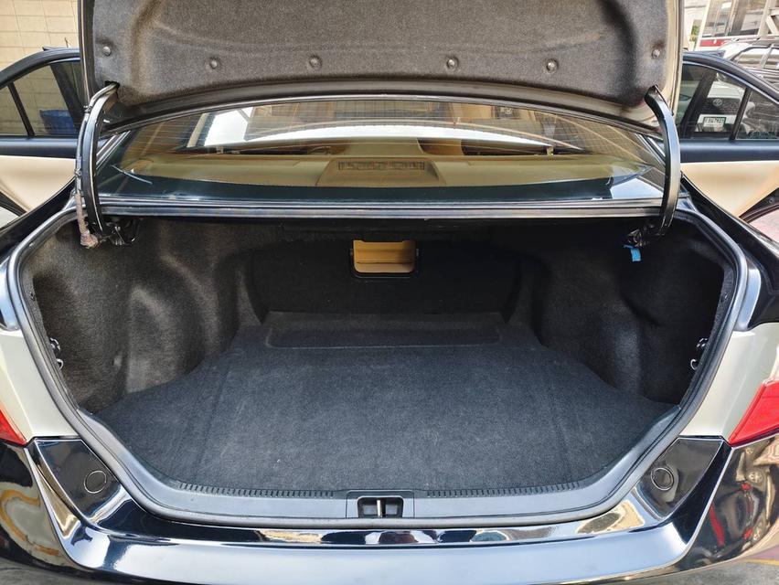 Toyota Camry 2.0G ปี 2012 19