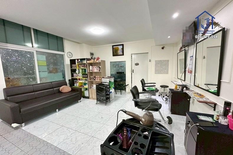 ขายและให้เช่า โฮมออฟฟิศ 4 ชั้น พรีเมี่ยมเพลส 5 หลังมุม ถนนรามอินทรา40 เลียบด่วนเอกมัย–รามอินทรา 18