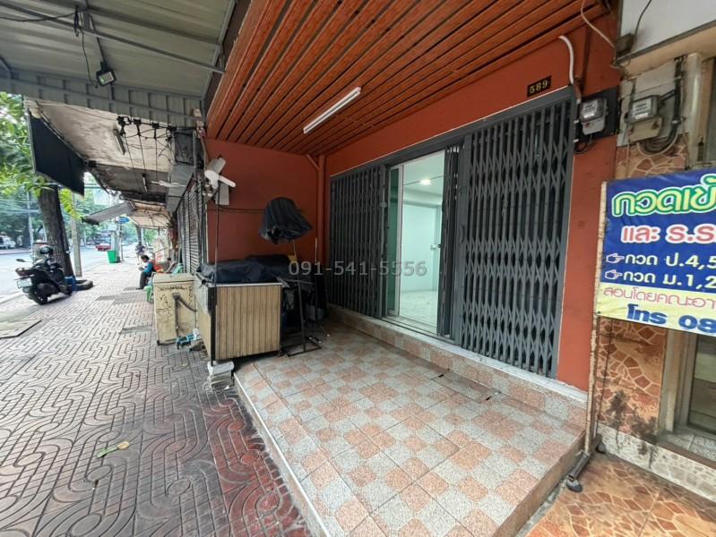 ขายตึกแถว 4 ชั้น พร้อมชั้นลอยและดาดฟ้า ริมถนนบำรุงเมือง เนื้อที่ 12 ตรว 3 ห้องนอน 5 ห้องน้ำ ตกแต่งสวย พร้อมอยู่ 3