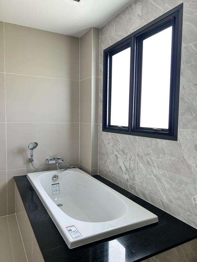 Single House for Sale, Venue Id Motorway Rama 9 11
