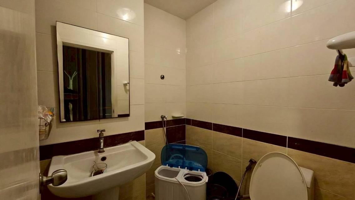 ขายด่วนทาวน์โฮม 2ชั้น 21 ตรว.  หลังมุม 3 นอน 3 น้ำ  หมู่บ้าน กัสโต้ ทาวน์โฮมรามคำแหง  หลังมุม ติดถนนเมน ต้นโครงการ 14