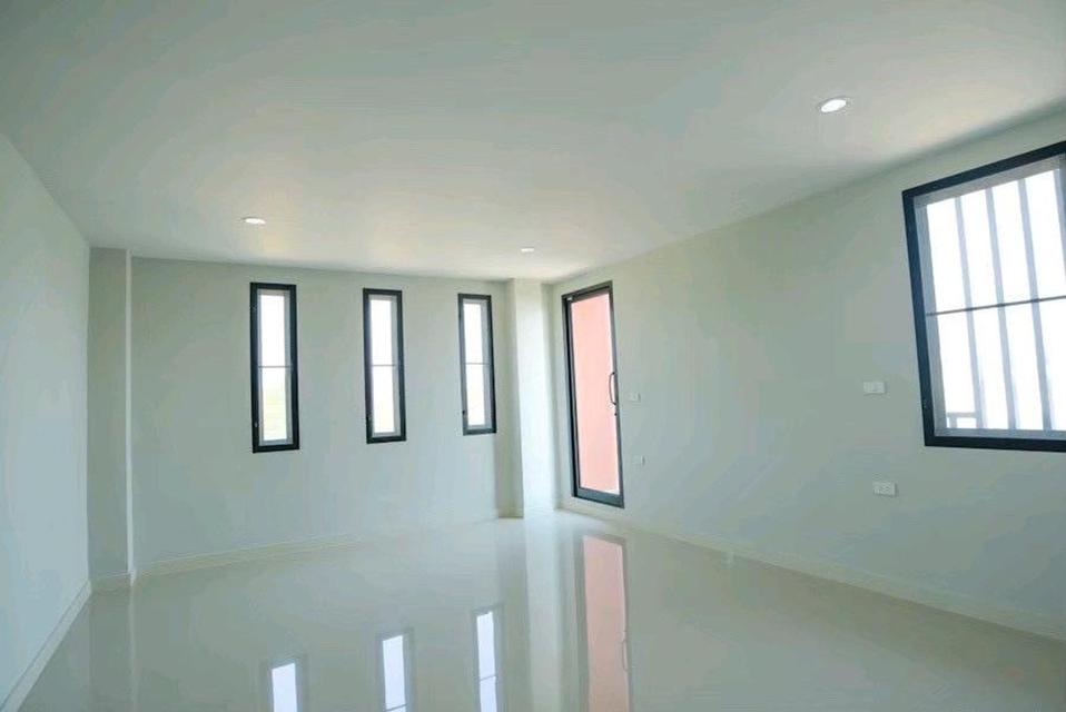 ขาย/ให้เช่า โกดังพร้อมโฮมออฟฟิศ 3 ชั้น 96.5 ตร.ว. สามพราน นครปฐม สร้างใหม่ 6