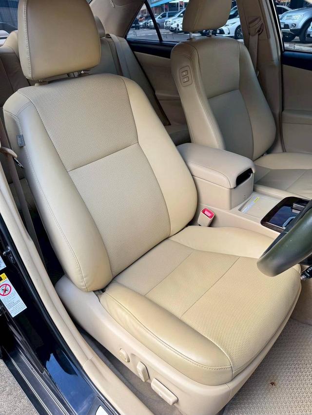 Toyota Camry 2.0G ปี16 รูปที่ 8