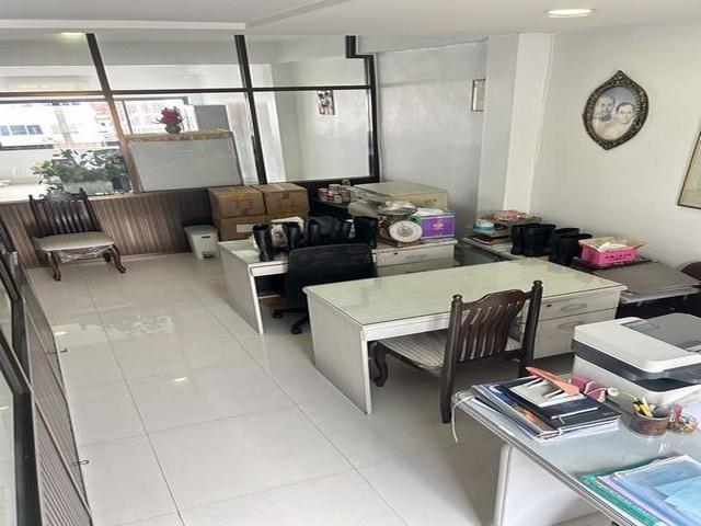 PB5732 ให้เช่า อาคารพาณิชย์ 5ชั้น ริมถนนเพชรบุรี ใกล้อิตัลไทย พื้นที่ใช้สอย 280 ตารางเมตร 6