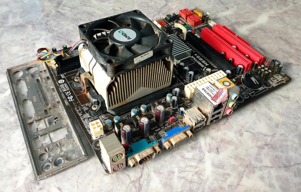 AMD Atlon 64 X2 + เมนบอร์ด n68 s+ Ram 1 GB ddr2 ใช้ได้ปกติ 250฿รวมส่งครับ เอาไปใช้ทำงาน ต่อ server ได้ครับ รูปย่อยที่ 3