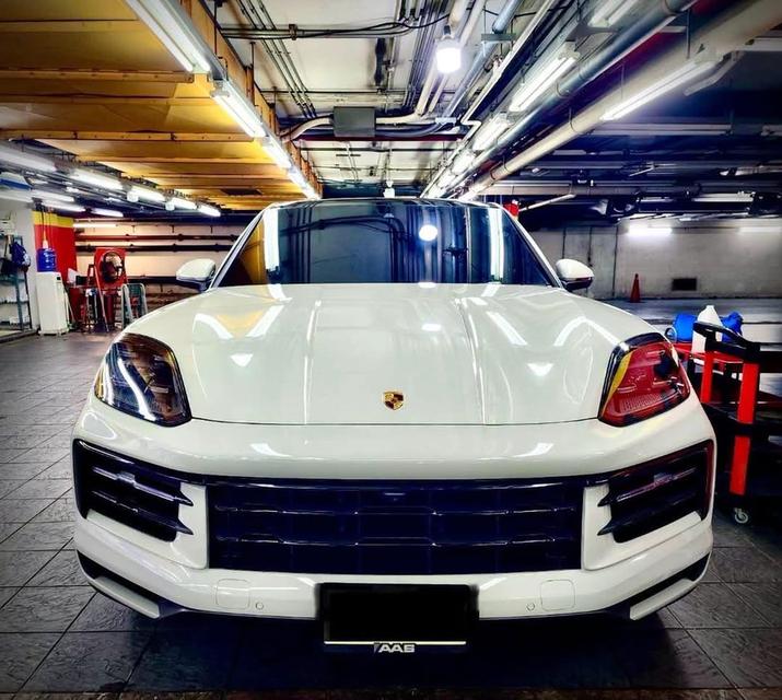 Porsche Cayenne Couoe E-Hybrid (AAS)