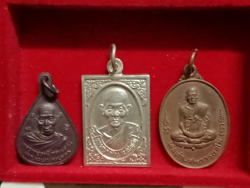พระเครื่อง ชุด 2 20