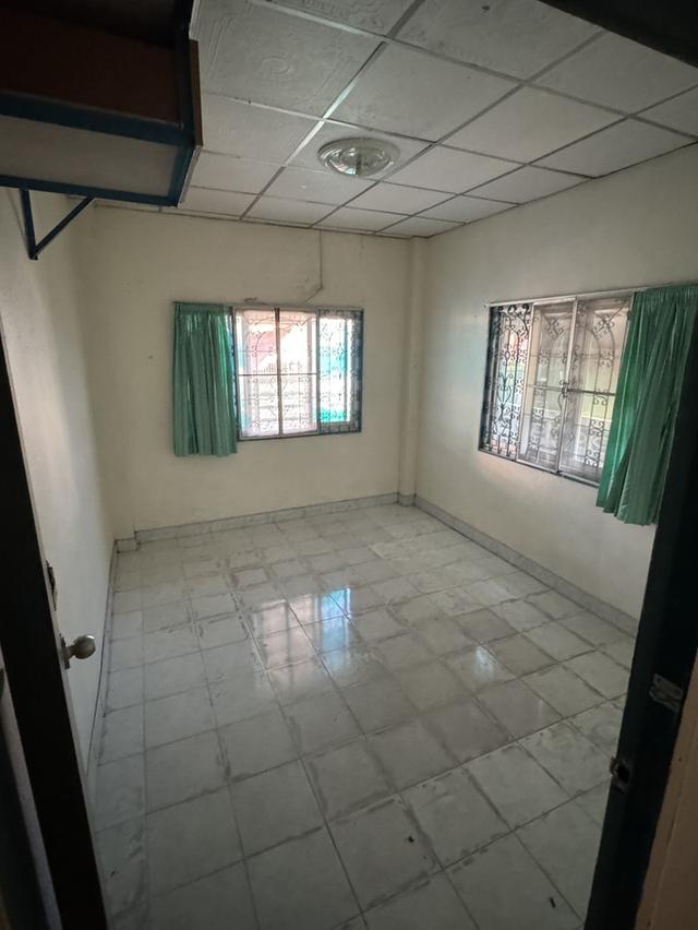 บ้านเดี่ยว ชั้นเดียว 2ห้องนอน 1ห้องน้ำ 1ครัว 1 โถง 11