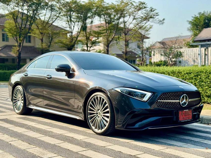 Benz Cls220d AMG Premium 2023 (ป้ายแดง) ยังไม่จดทะเบียน แต่ประหยัดไปตั้งล้านกว่าบาท