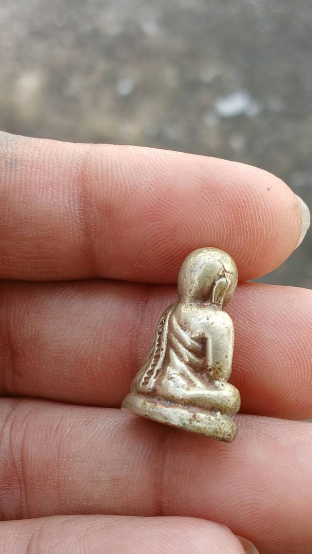 หลวงพ่อเงิน ปี 15 เนื้ออัลปาก้า 3