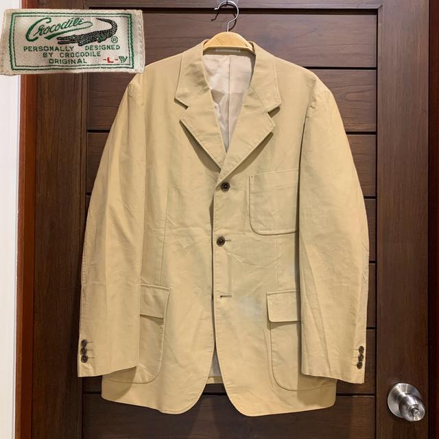 เบลเซอร์ สีน้ำตาลเบจ Crocodile L