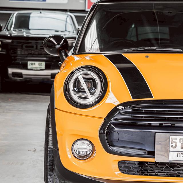 รหัสรถ 67GG6545 Mini Cooper F56 รถศูนย์ Mini ปี 2016