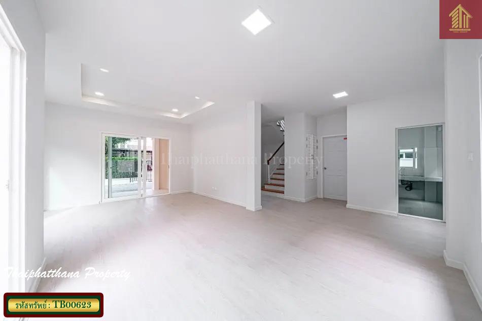 เดอะ เซนโทร วัชรพล (The Centro Watcharapol) 4