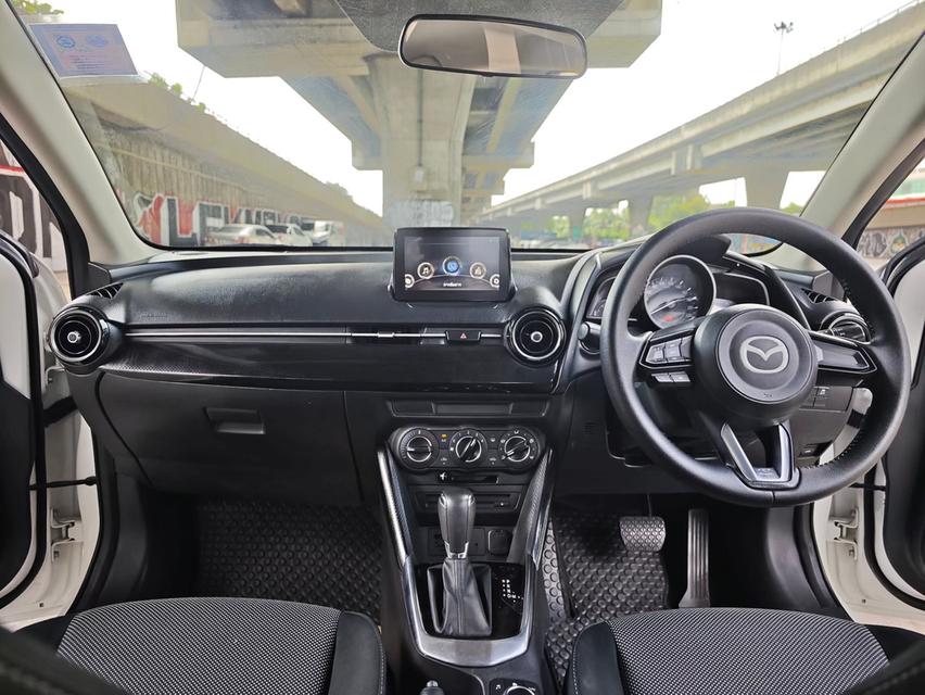 Mazda 2 1.5 XD Sedan ดีเซล AT ปี 2017 11